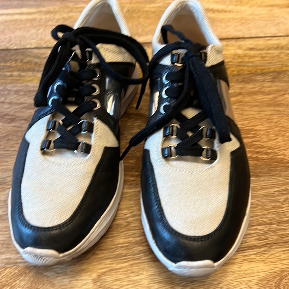 Stuart Weitzan canvas sneakers